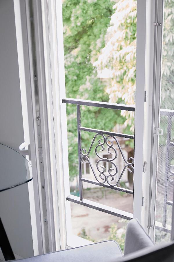 White Door Heart Of 4 شقة أوديسا